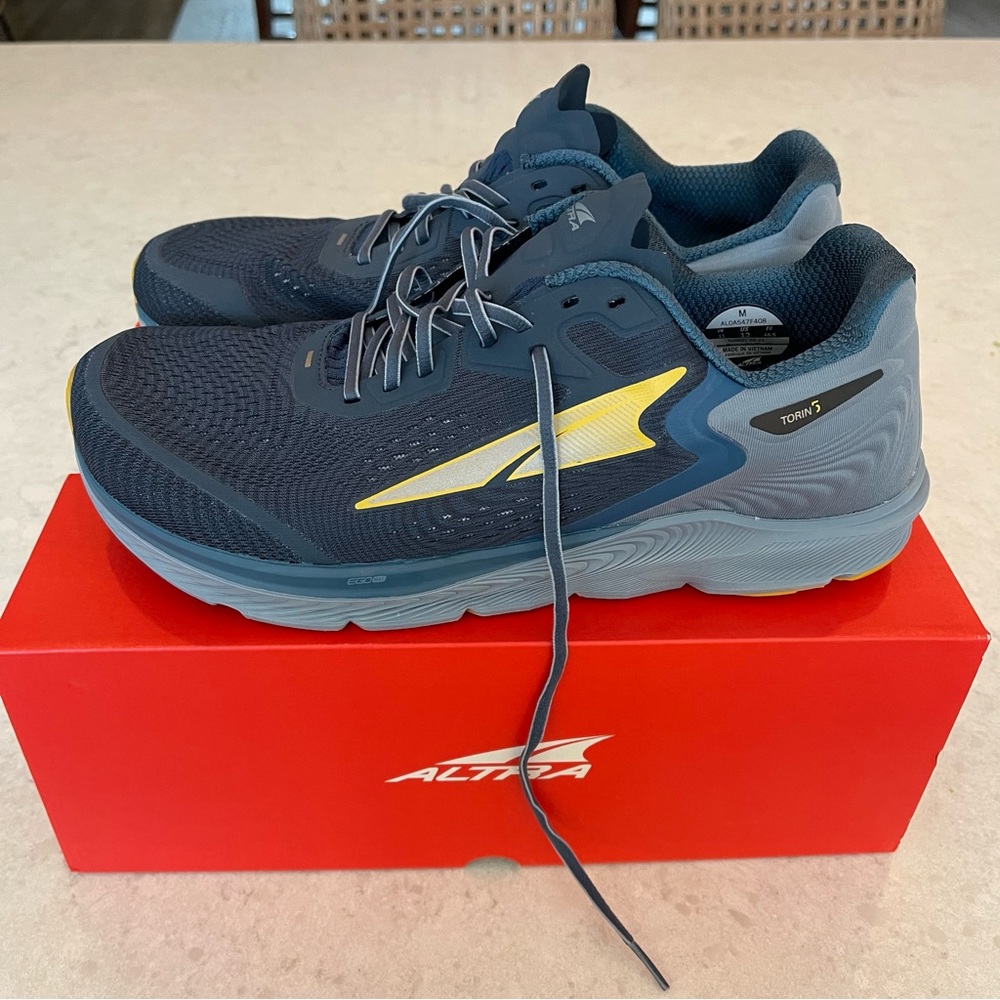 Altra Men’s Torin 5 Running Shoe Majolica Blue - NWT